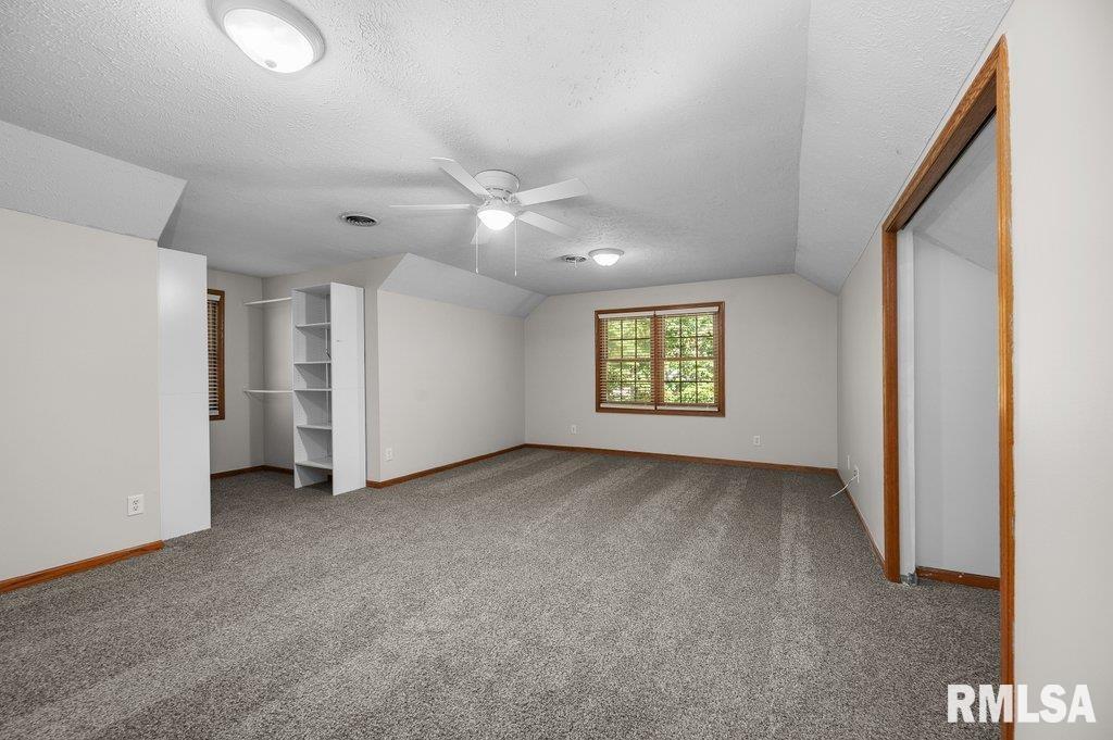 4745 Heatherstone Road Bettendorf, IA 52722 - Photo 37 of 43 Gallery Image 37