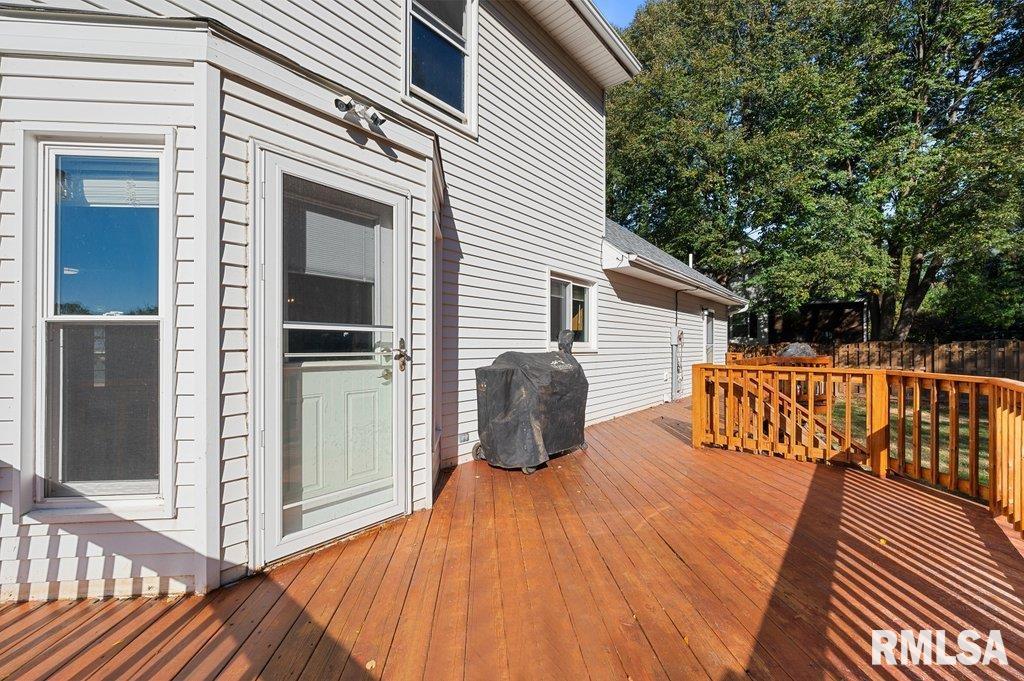 4745 Heatherstone Road Bettendorf, IA 52722 - Photo 39 of 43 Gallery Image 39