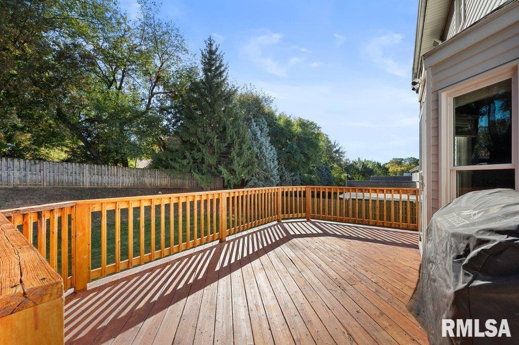 4745 Heatherstone Road Bettendorf, IA 52722 - Photo 40 of 43 Gallery Image 40