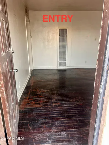 a view of entryway