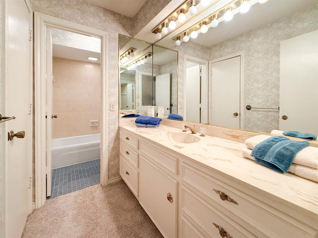 605 East Spring Valley Road Richardson, TX 75081 - Photo 14 of 24