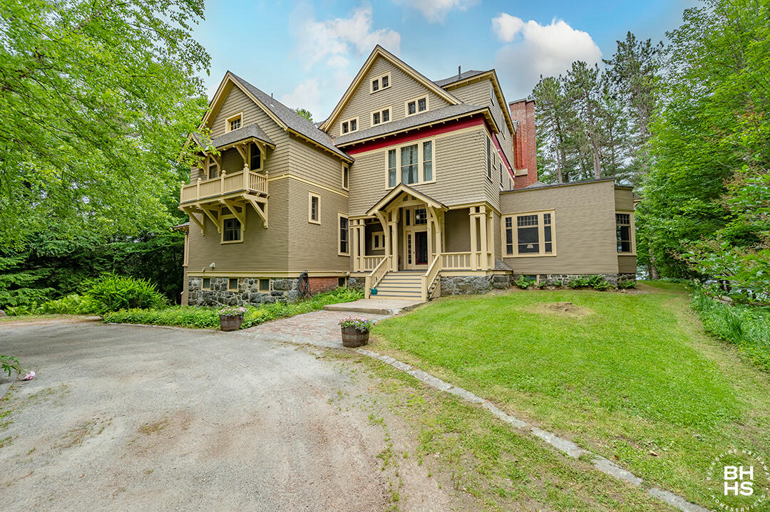 8 Pinehurst Road Saranac Lake, NY 12983 - Photo 7 of 109 HistoricHomeOnLowerSaranacLake_MH_Exteri