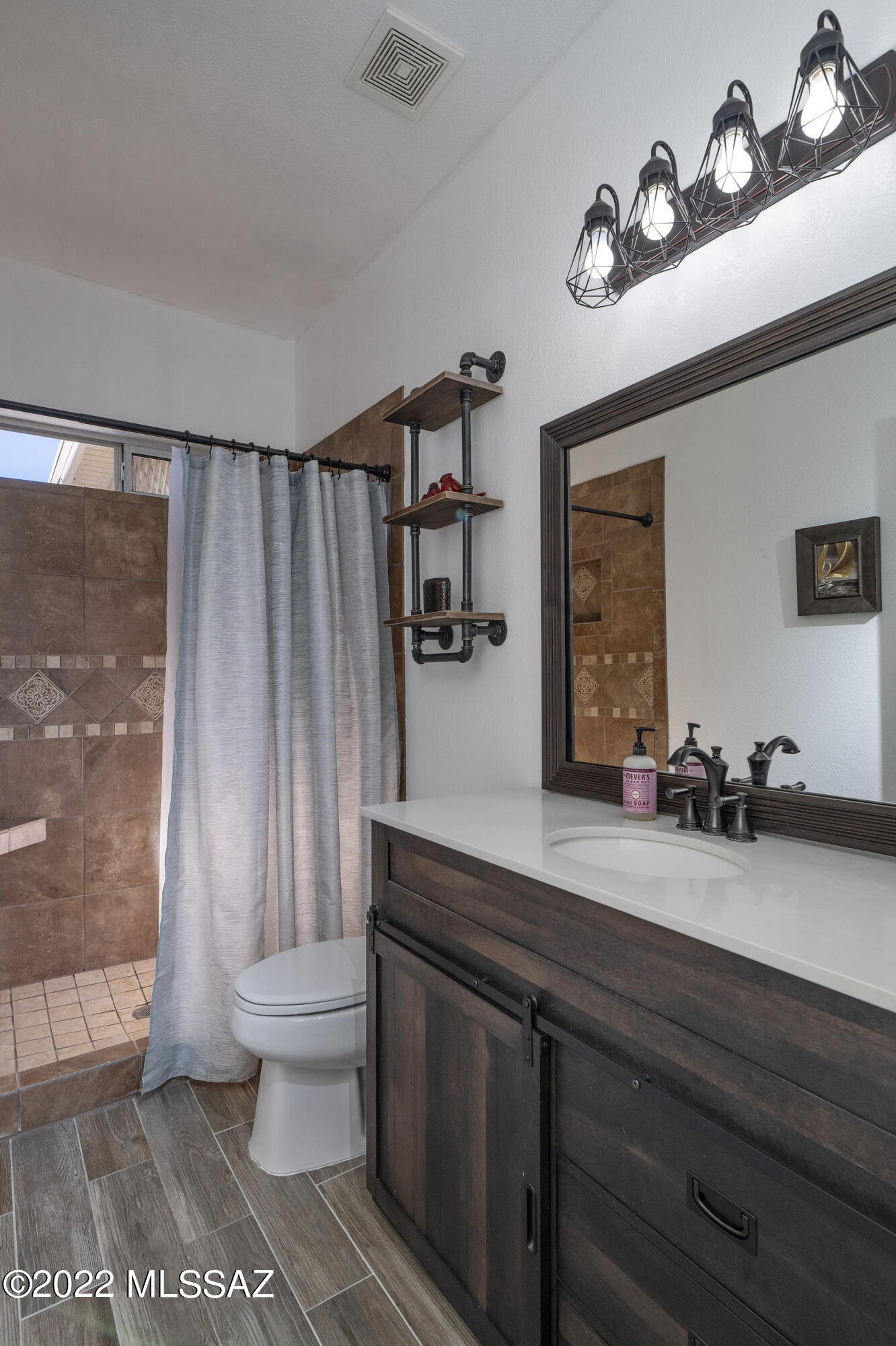 7335 East Cross Ridge Place Tucson, AZ 85710 - Photo 11 of 19