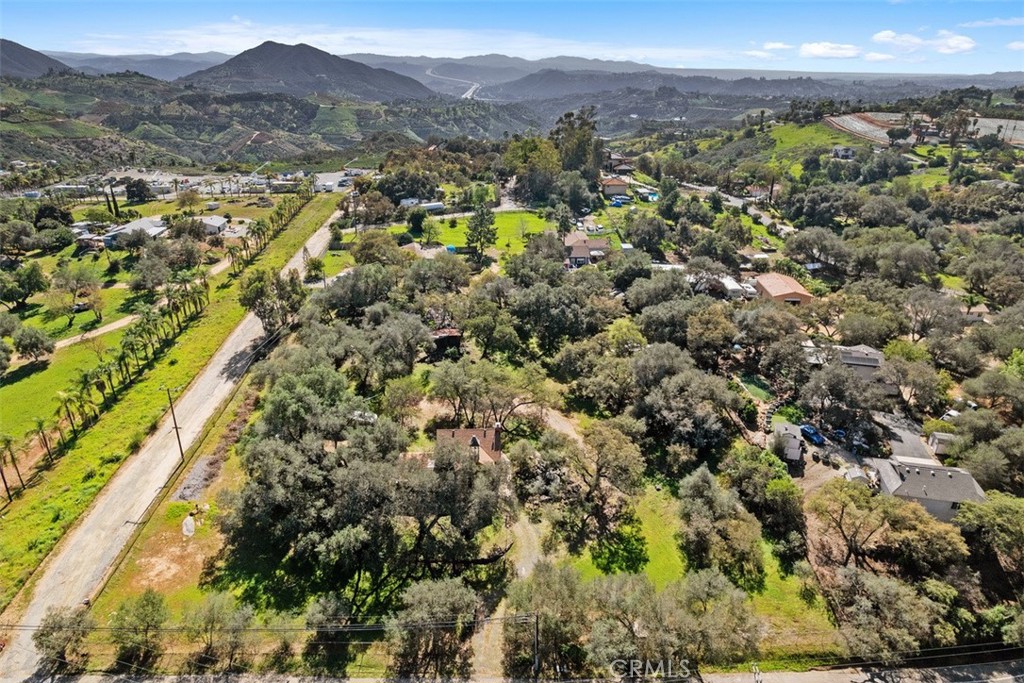 1239 Rainbow Valley Boulevard Fallbrook, CA 92028 - Photo 25 of 29