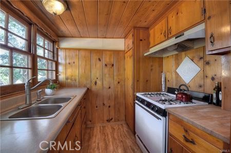 1239 Rainbow Valley Boulevard Fallbrook, CA 92028 - Photo 8 of 29
