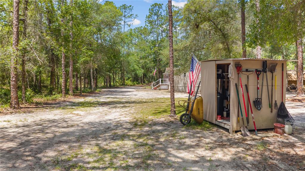 106 Arrowhead Point Road Hawthorne, FL 32640 - Photo 8 of 38