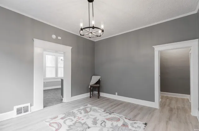 $169,900 | 810 East Gum Street, Evansville, IN 47713