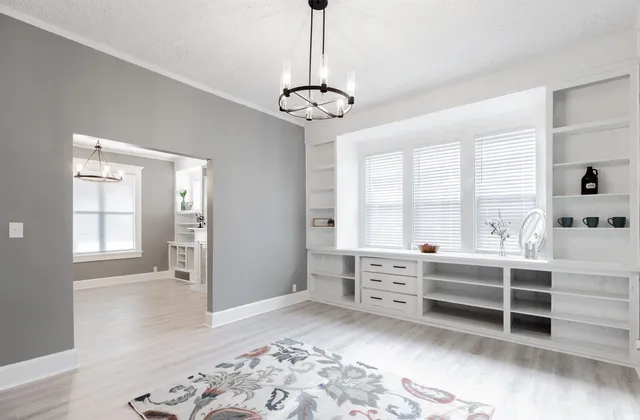 $169,900 | 810 East Gum Street, Evansville, IN 47713