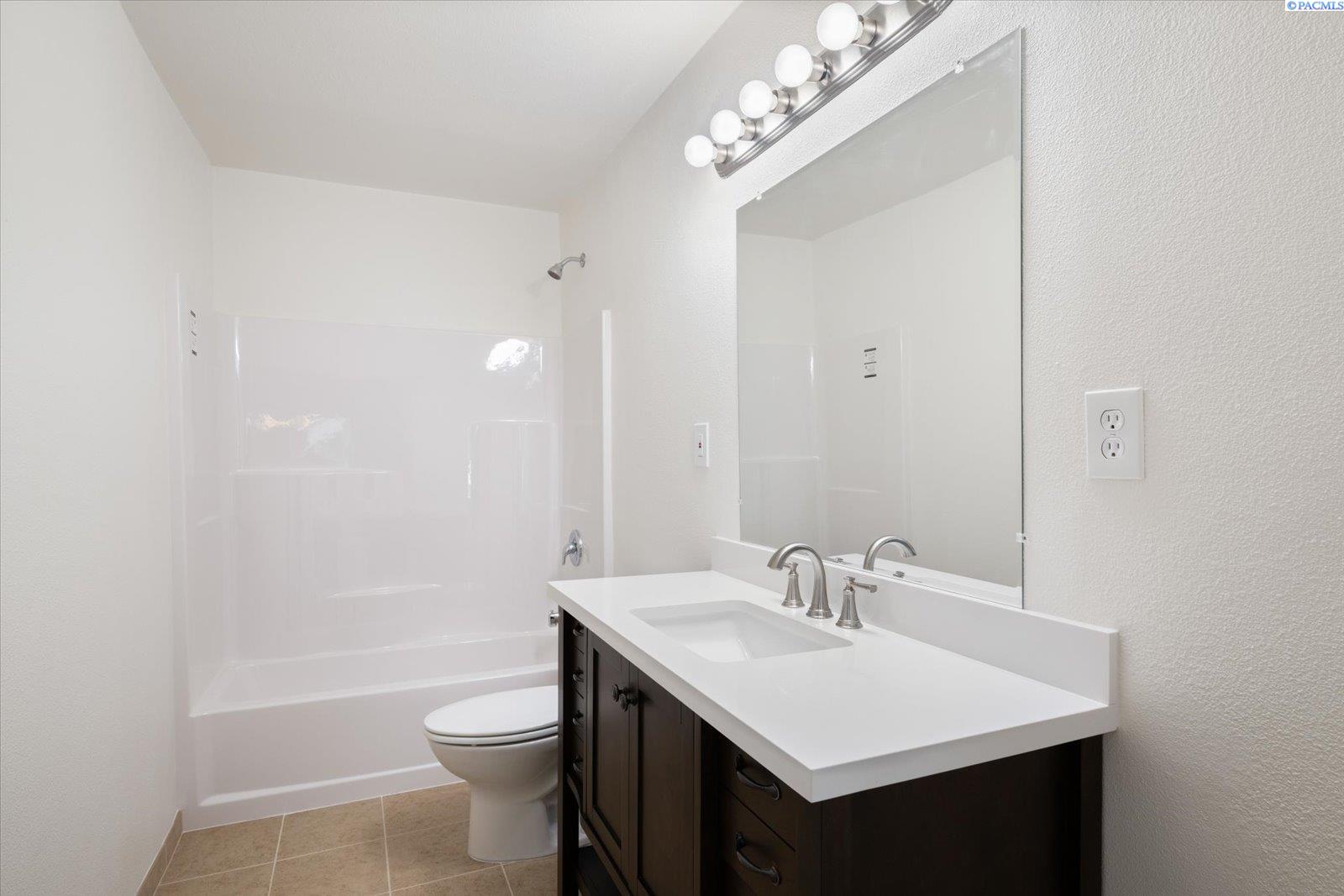 2320 West Frontage Road Pasco, WA 99301 - Photo 11 of 41 Gallery Image 11
