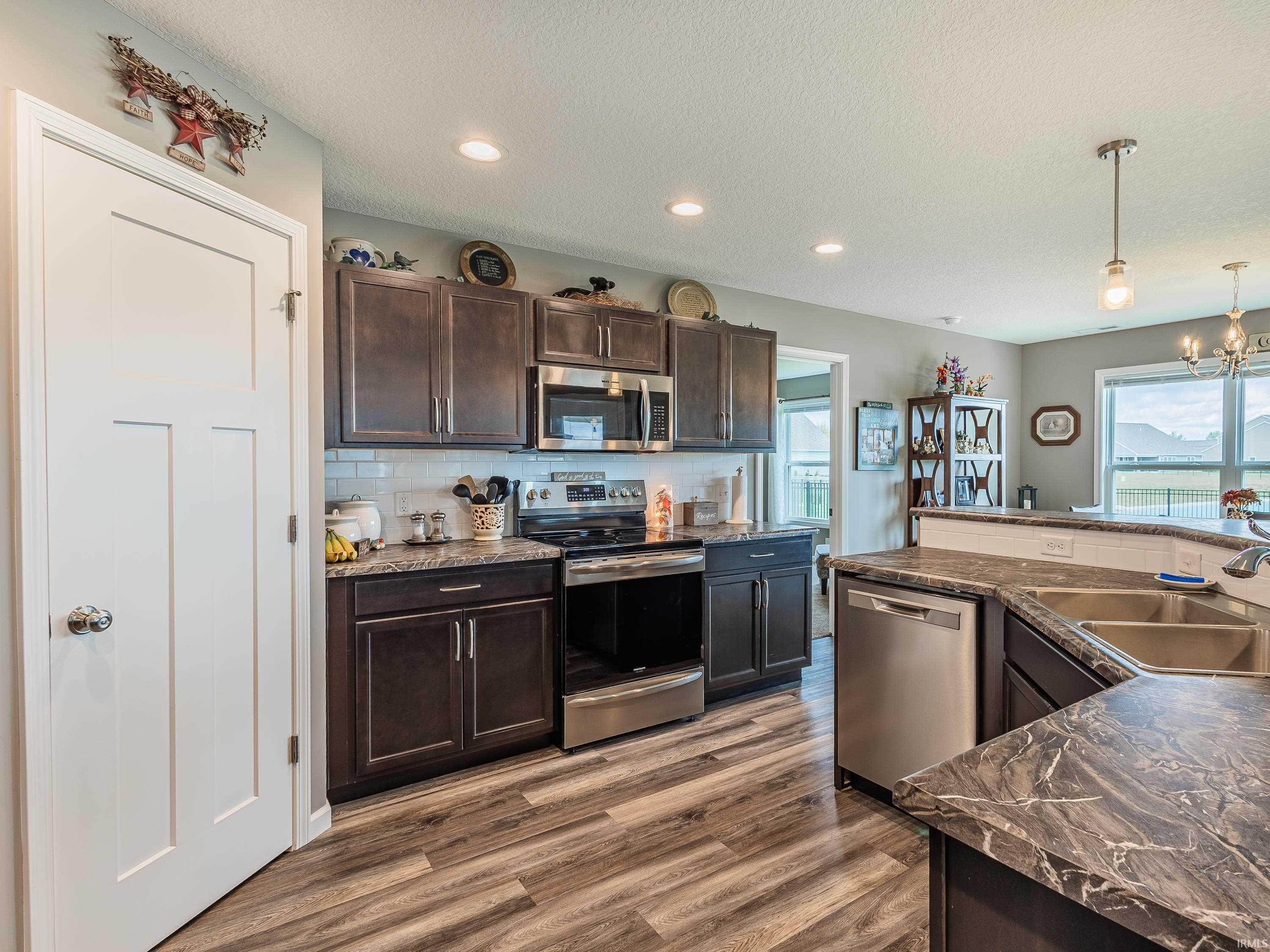 12204 Bozzio Road Fort Wayne, IN 46818 - Photo 12 of 23