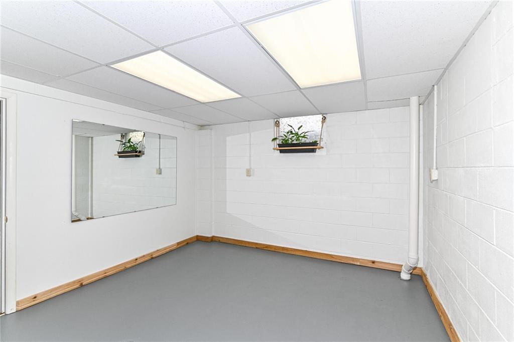 8235 Conarroe Road Indianapolis, IN 46278 - Photo 35 of 50 Gallery Image 35