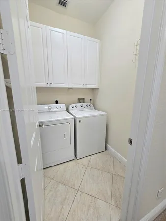 $395,000 | 6841 Lakeside Circle North, Unit 1091, Davie, FL 33314