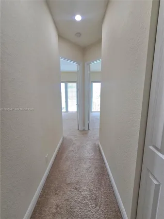 $395,000 | 6841 Lakeside Circle North, Unit 1091, Davie, FL 33314