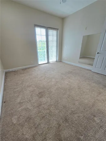 $395,000 | 6841 Lakeside Circle North, Unit 1091, Davie, FL 33314