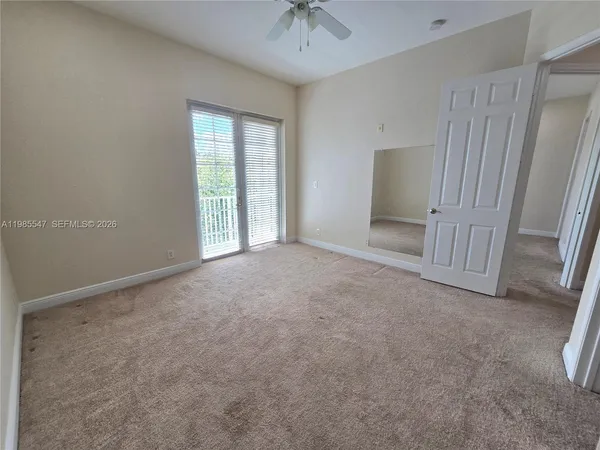 $395,000 | 6841 Lakeside Circle North, Unit 1091, Davie, FL 33314