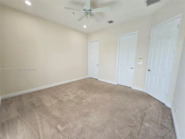 $395,000 | 6841 Lakeside Circle North, Unit 1091, Davie, FL 33314