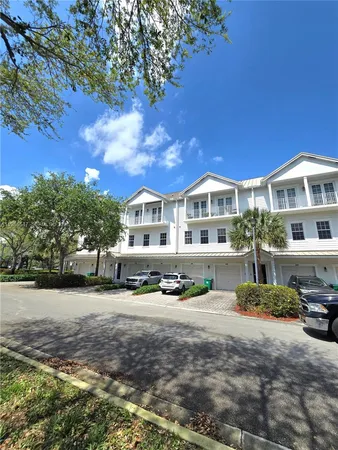 $395,000 | 6841 Lakeside Circle North, Unit 1091, Davie, FL 33314