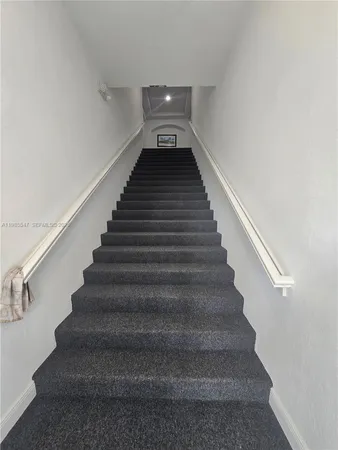 $395,000 | 6841 Lakeside Circle North, Unit 1091, Davie, FL 33314