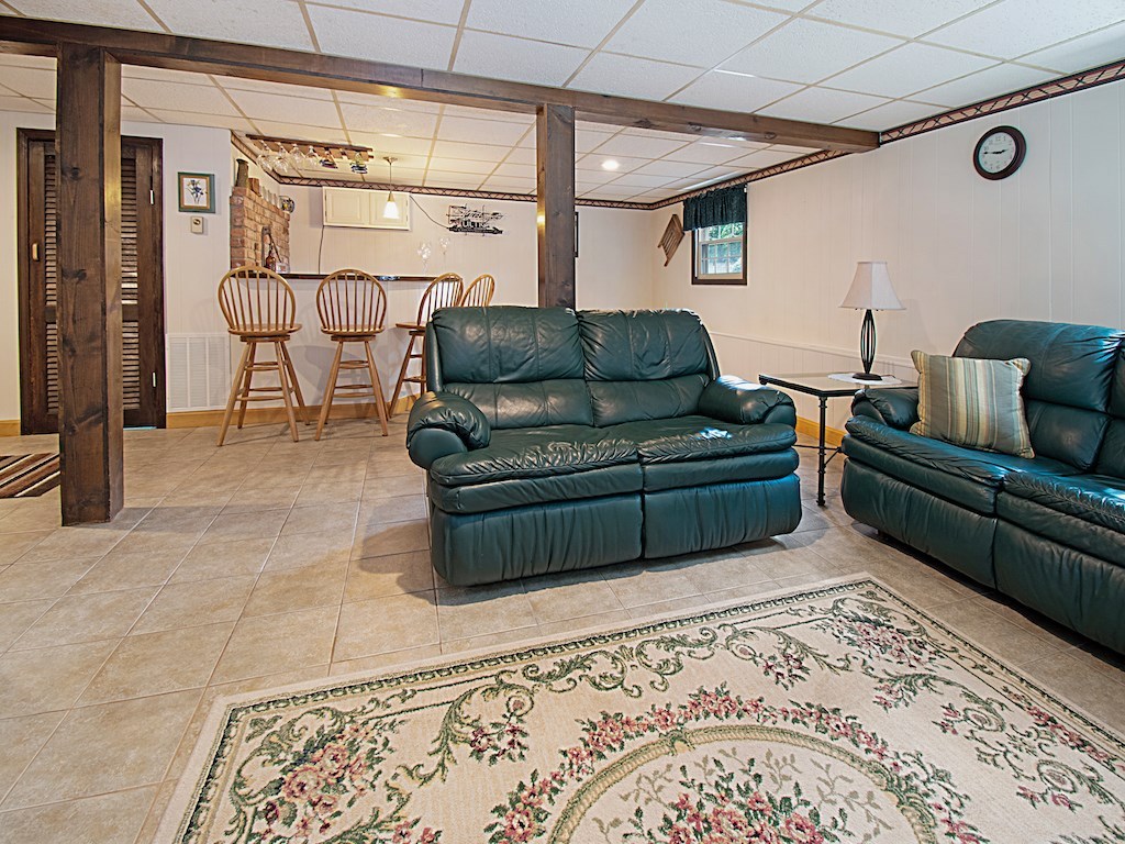 17 Harrington Road Coventry, RI 02816 - Photo 22 of 27