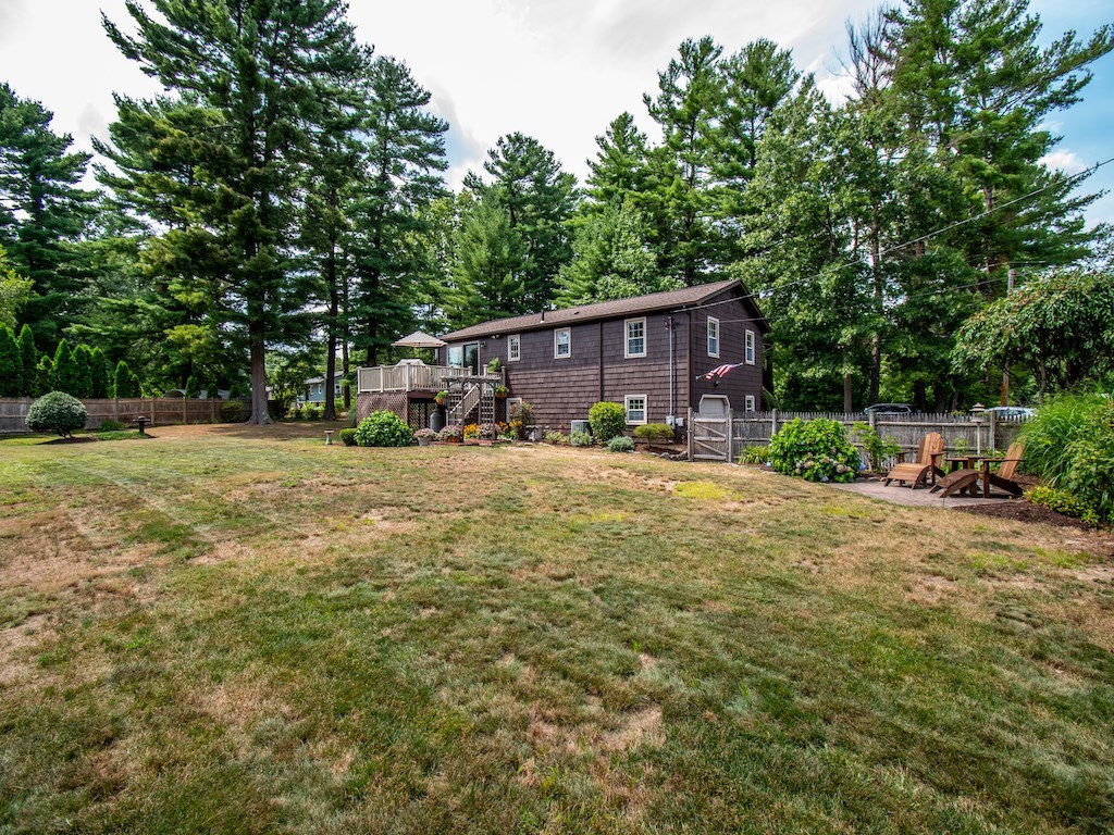17 Harrington Road Coventry, RI 02816 - Photo 6 of 27