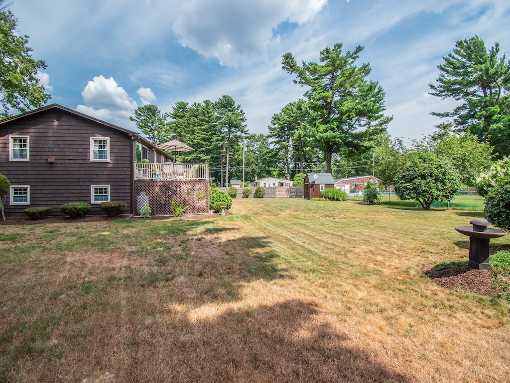 17 Harrington Road Coventry, RI 02816 - Photo 7 of 27