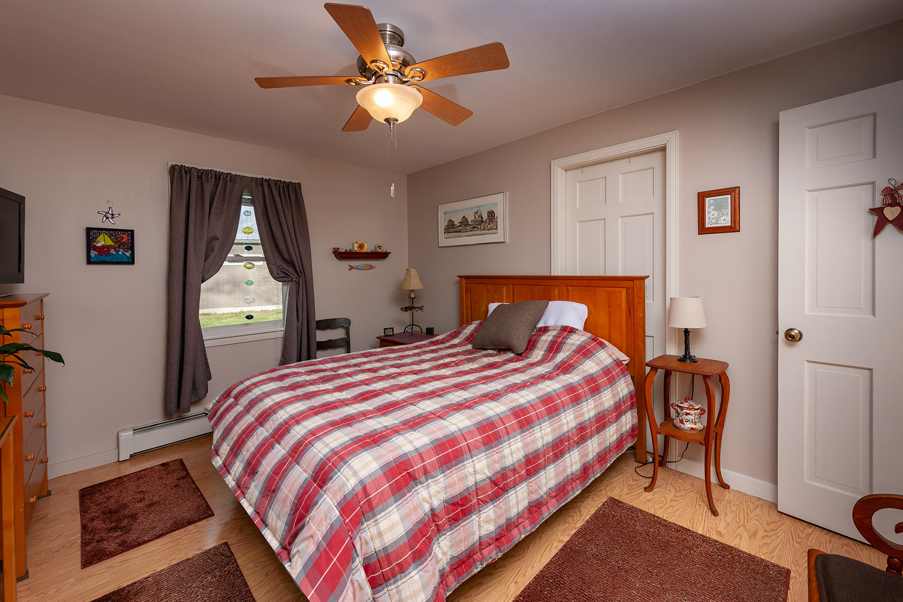 179 Mountain Road Cape Neddick, ME 03902 - Photo 12 of 25 1st Bedroom