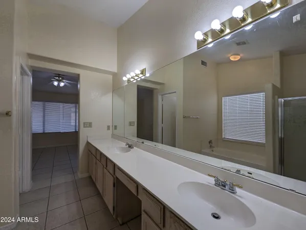$1,998 | 11941 North 69th Avenue, Peoria, AZ 85345