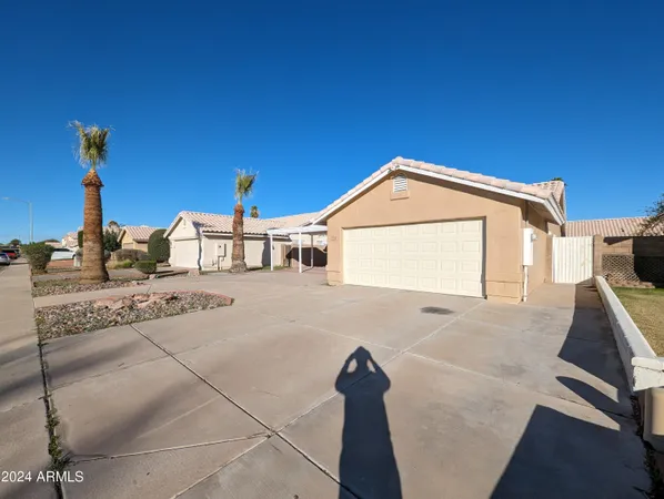 $1,998 | 11941 North 69th Avenue, Peoria, AZ 85345
