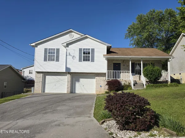 $278,000 | 8912 Heathercrest Drive, Powell, TN 37849