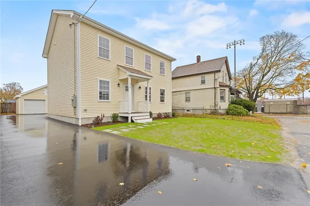 $599,900 | 170 Schuyler Street, East Providence, RI 02914