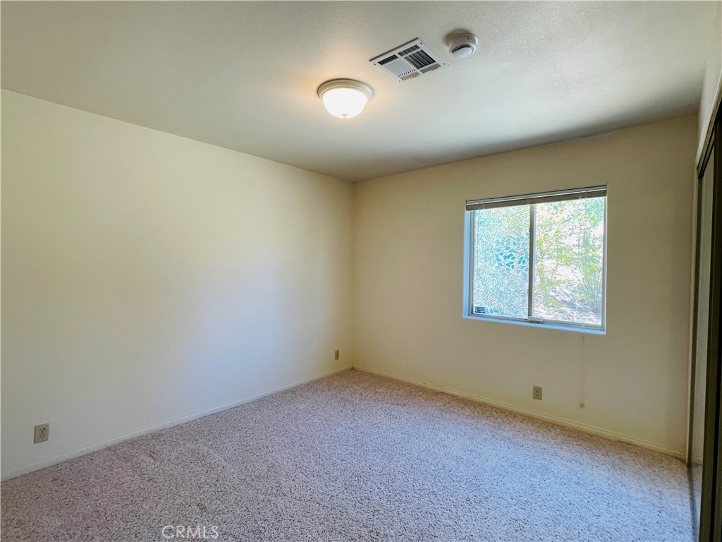 808 Circle Lebec, CA 93243 - Photo 20 of 42 Bedroom1