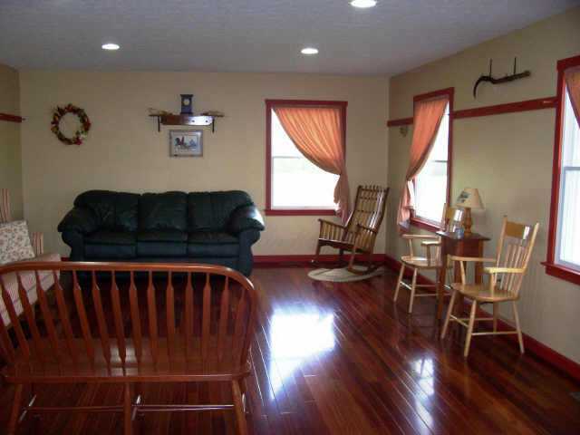 6800 Thomas Road Radnor, OH 43066 - Photo 3 of 4