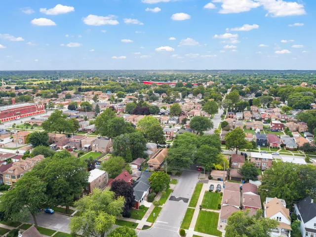 $349,900 | 9400 South Calumet Avenue, Chicago, IL 60619