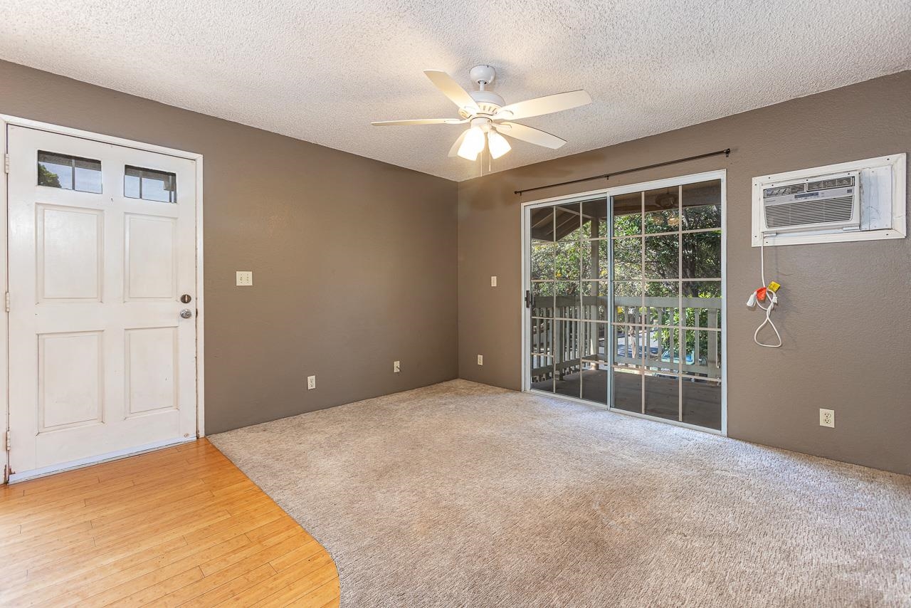 140 Uwapo Road, Unit 24202 Kihei, HI 96753 - Photo 5 of 45 a view of an empty room with a window