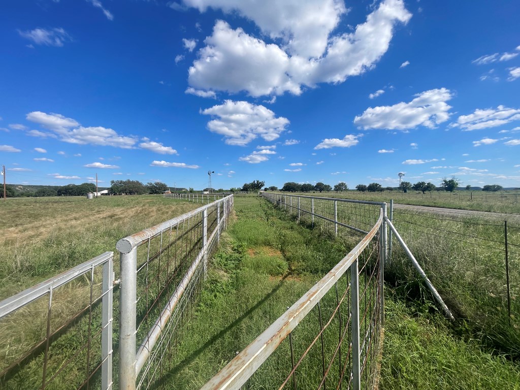 5850 Ranch Road 385 London, TX 76854 - Photo 13 of 16