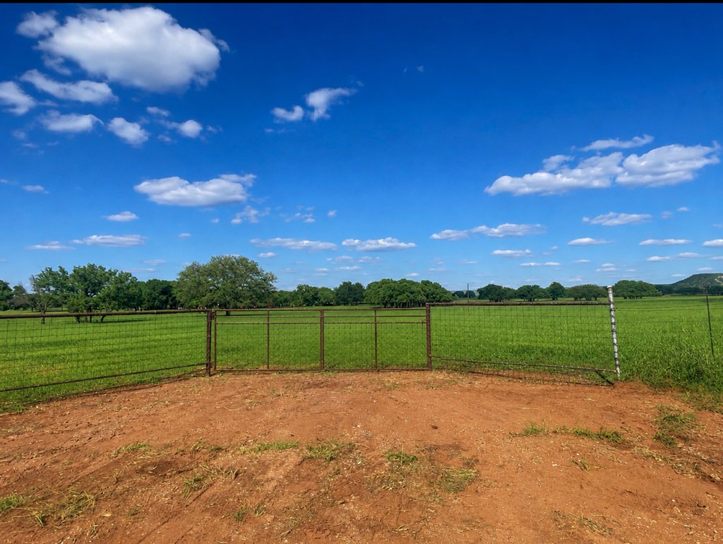 5850 Ranch Road 385 London, TX 76854 - Photo 2 of 16