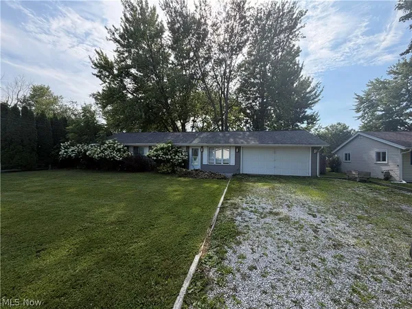 $259,000 | 5976 Reynolds Road, Mentor-on-the-Lake, OH 44060