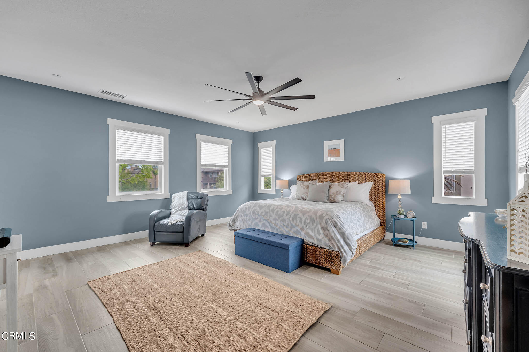 1465 Donegal Way Oxnard, CA 93035 - Photo 15 of 45 1465 donegal way, oxnard - hshprod 36