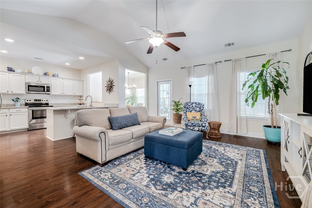 32 Cockle Shell Road Savannah, GA 31419 - Photo 5 of 37