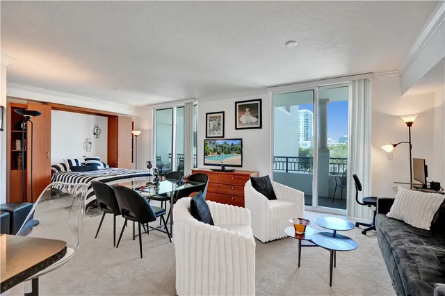 $379,000 | 600 South Dixie Highway, Unit 352, West Palm Beach, FL 33401