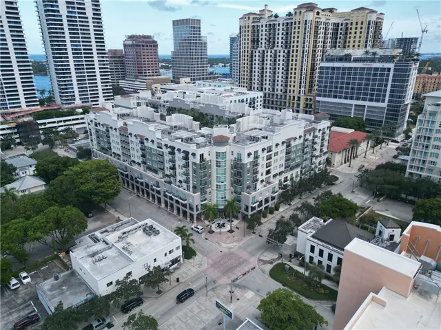 $379,000 | 600 South Dixie Highway, Unit 352, West Palm Beach, FL 33401