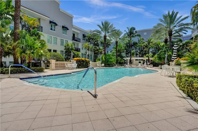 $379,000 | 600 South Dixie Highway, Unit 352, West Palm Beach, FL 33401
