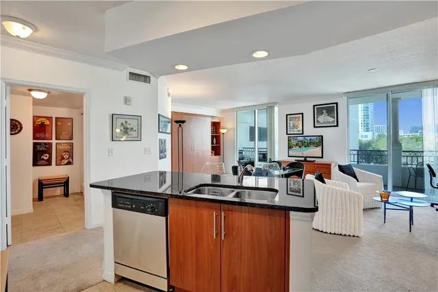 $379,000 | 600 South Dixie Highway, Unit 352, West Palm Beach, FL 33401