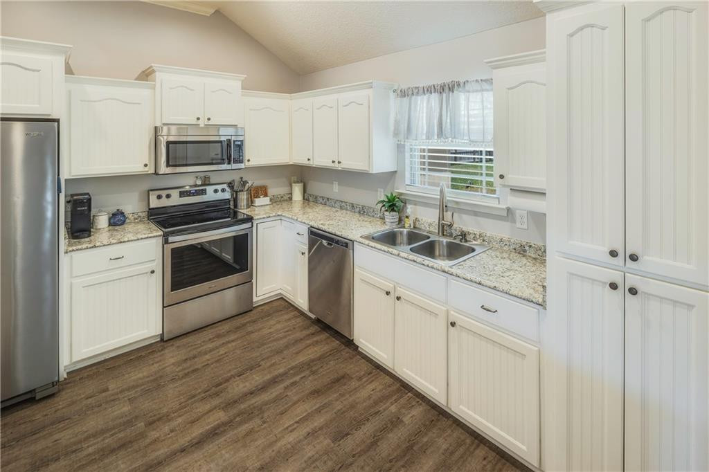 124 Avondale Road Brunswick, GA 31523 - Photo 45 of 68 Gallery Image 45