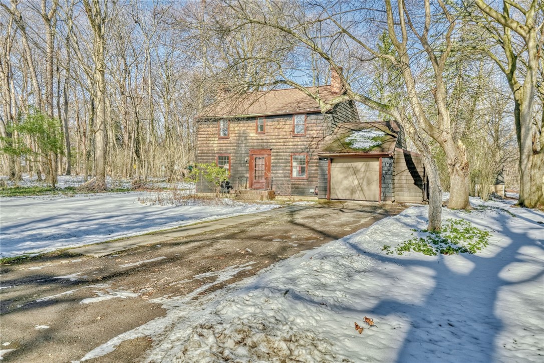 WELCOME TO 10 SOUTH LANDING RD., BRIGHTON