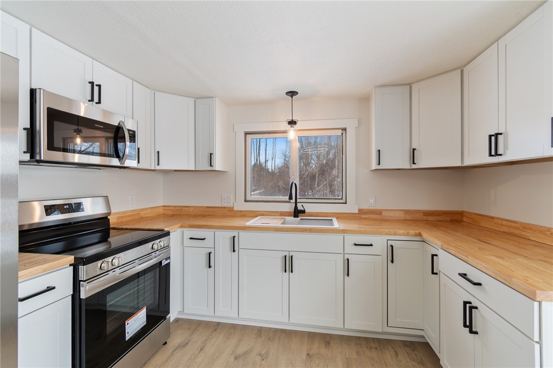 516 County Road 26 Phelps, NY 14513 - Photo 7 of 31