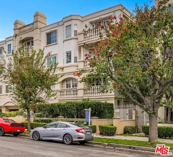$1,450,000 | 128 North Swall Drive, Unit PH6, Los Angeles, CA 90048