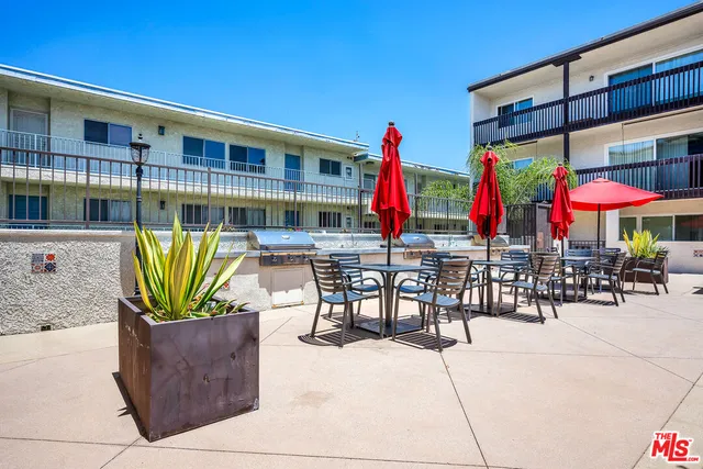 $3,100 | 5334 Lindley Avenue, Unit 109, Encino, CA 91316