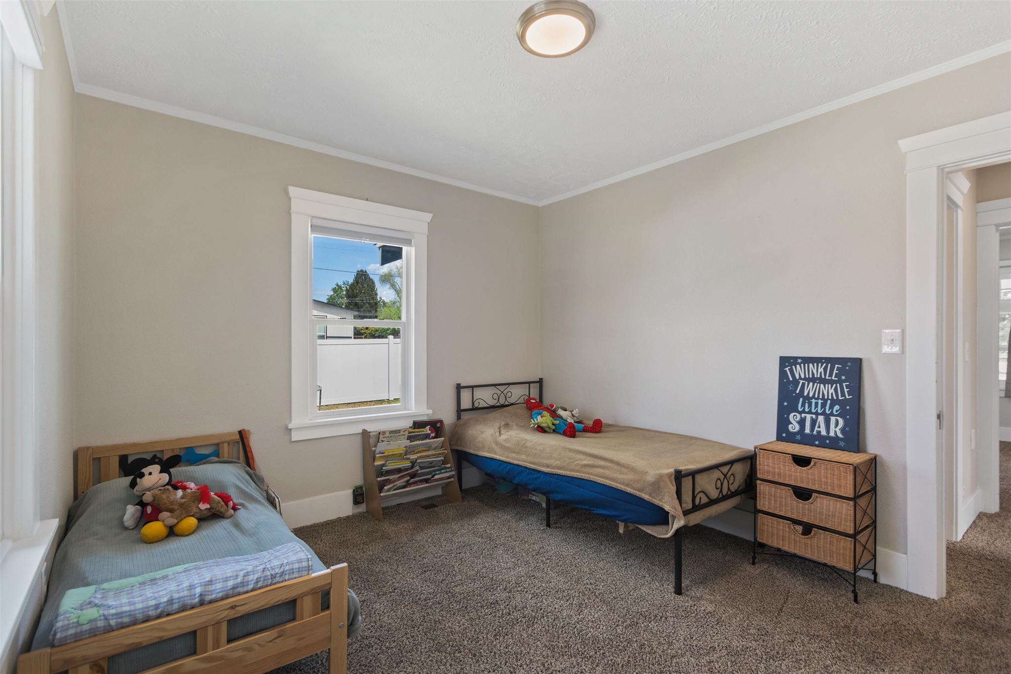 719 North University Road Spokane Valley, WA 99206 - Photo 19 of 31