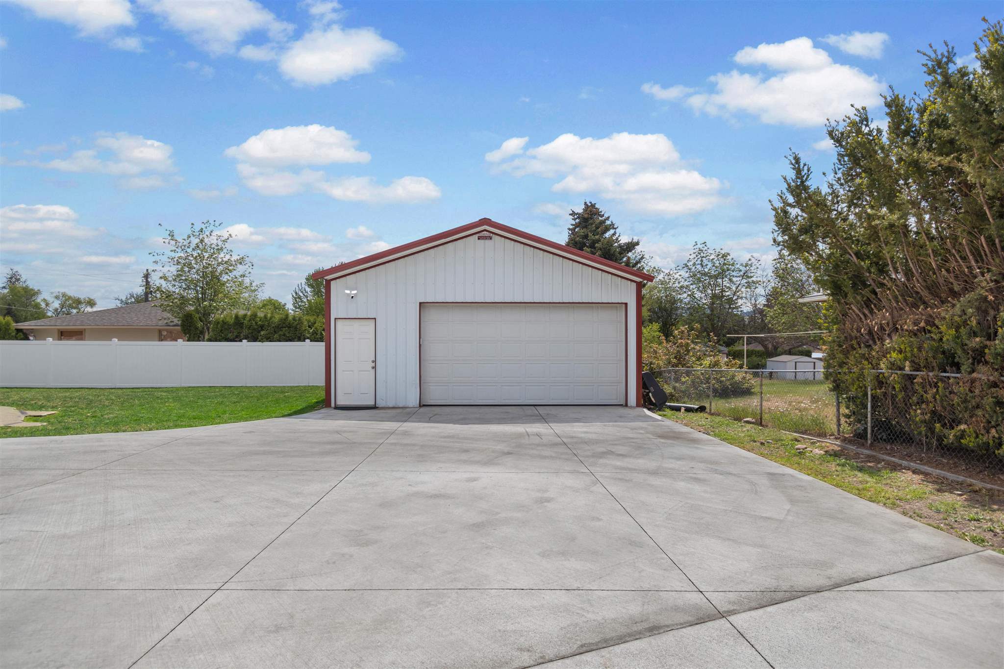 719 North University Road Spokane Valley, WA 99206 - Photo 27 of 31